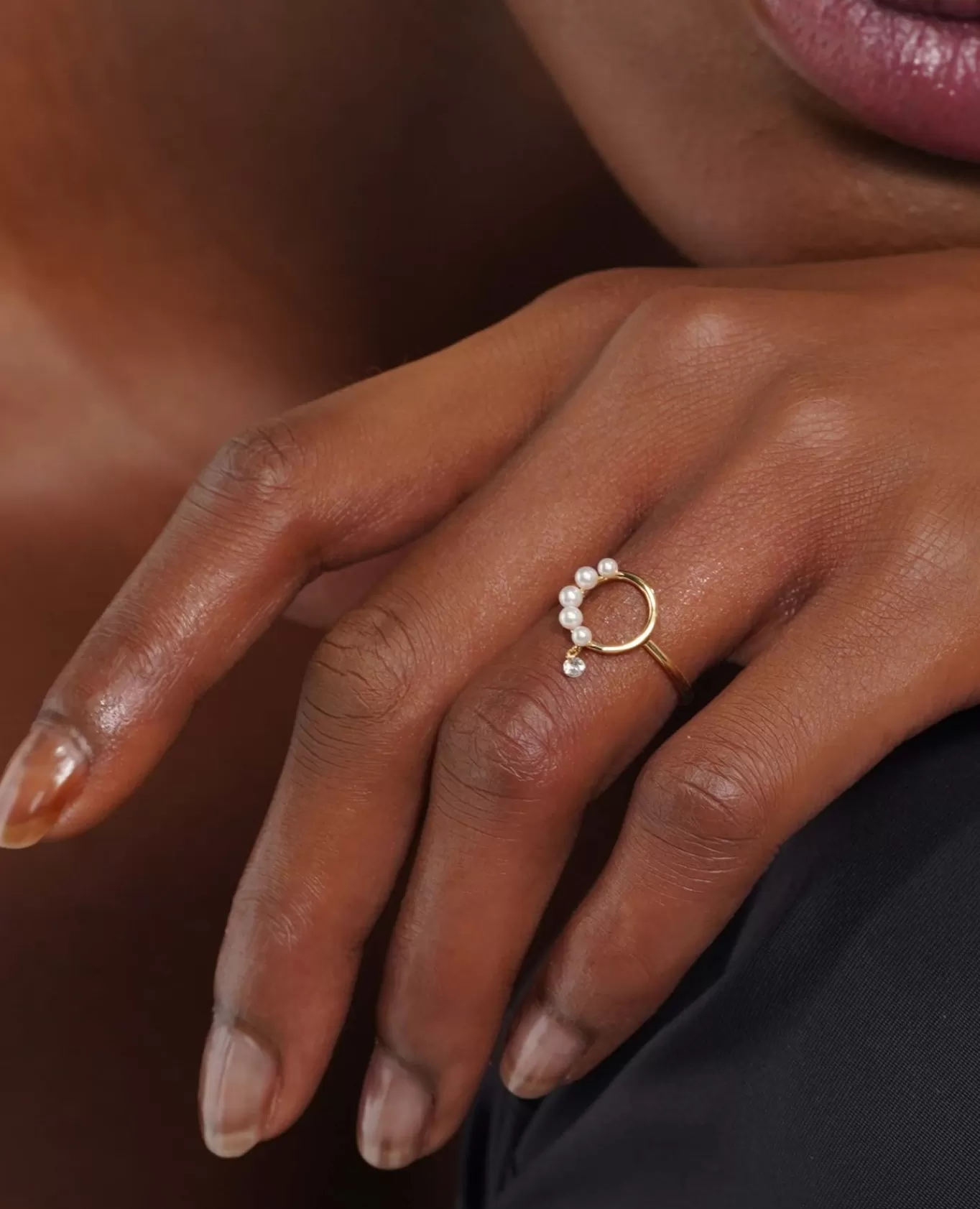 Outlet Persée Paris Bague Aphrodite demi perlée