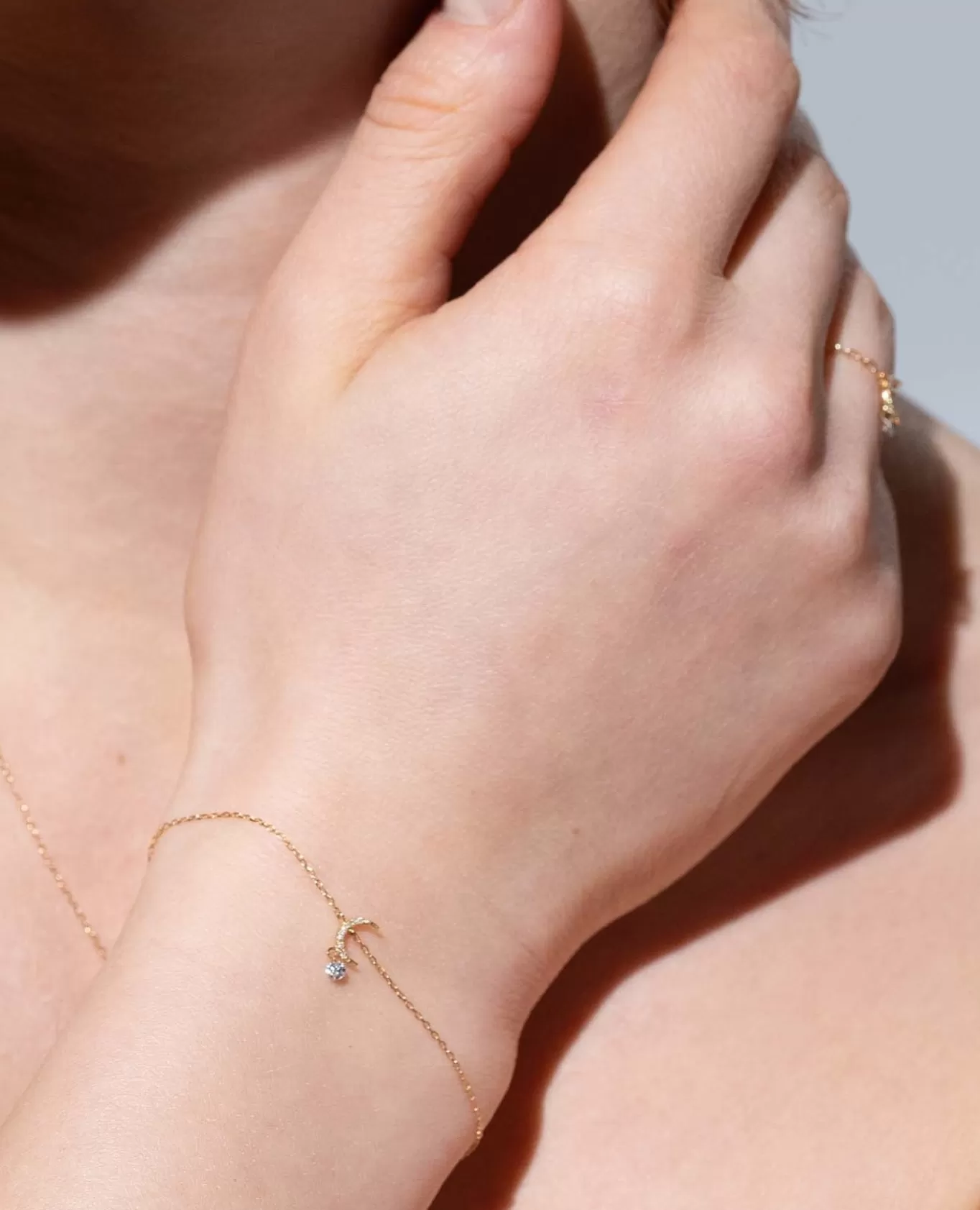 New Persée Paris Bracelet Séléné Lune pavé un diamant